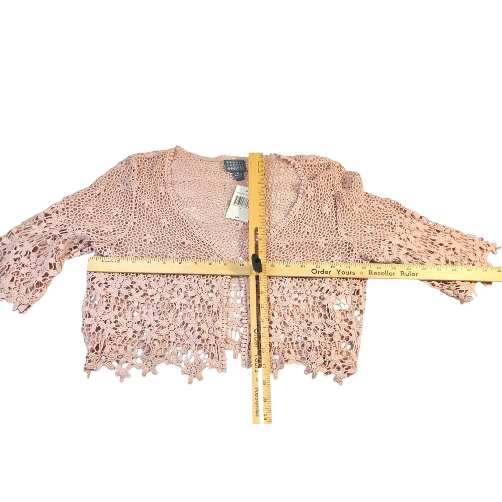 NWT Rabbit Rabbit Rabbit Designs Dusty Rose Crochet Shrug Cardigan Top M - Picture 6 of 6